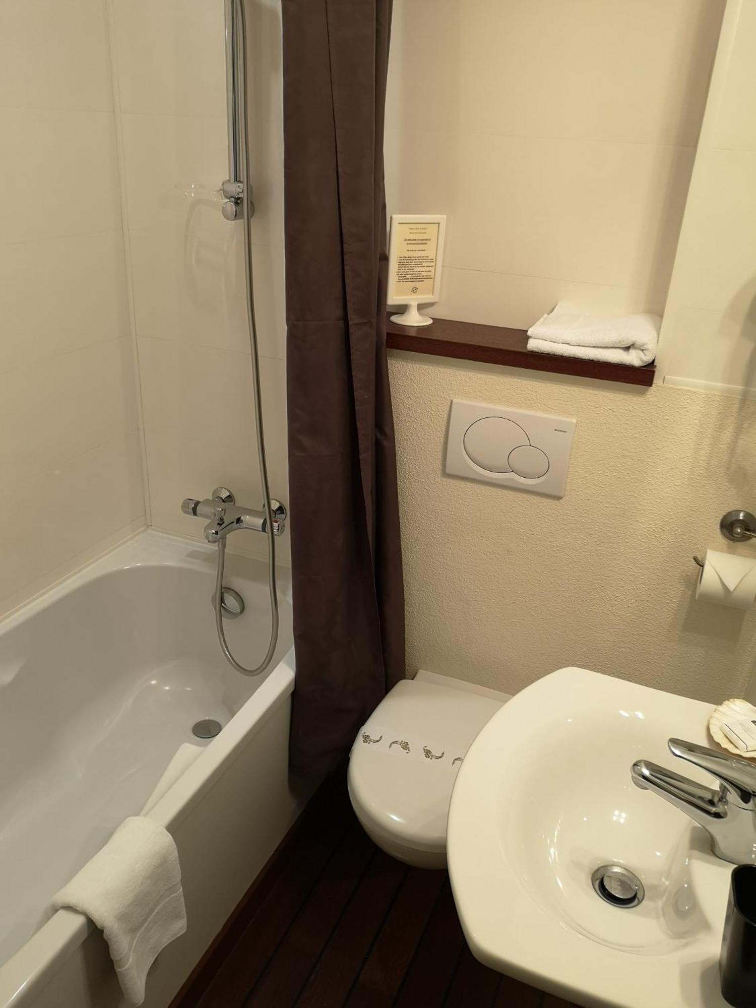 Hotel Aux Tamaris - Vue Mer Roscoff Phòng bức ảnh