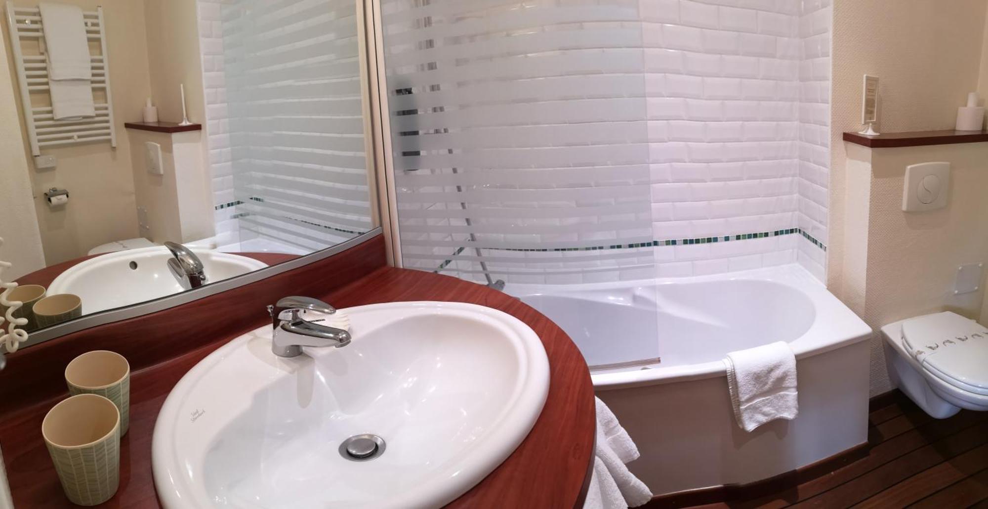 Hotel Aux Tamaris - Vue Mer Roscoff Phòng bức ảnh