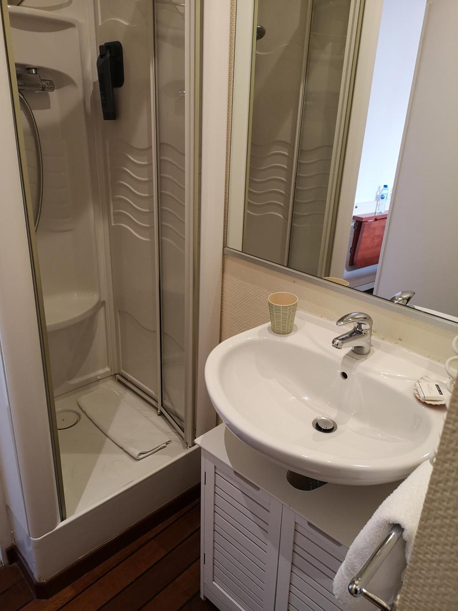 Hotel Aux Tamaris - Vue Mer Roscoff Phòng bức ảnh