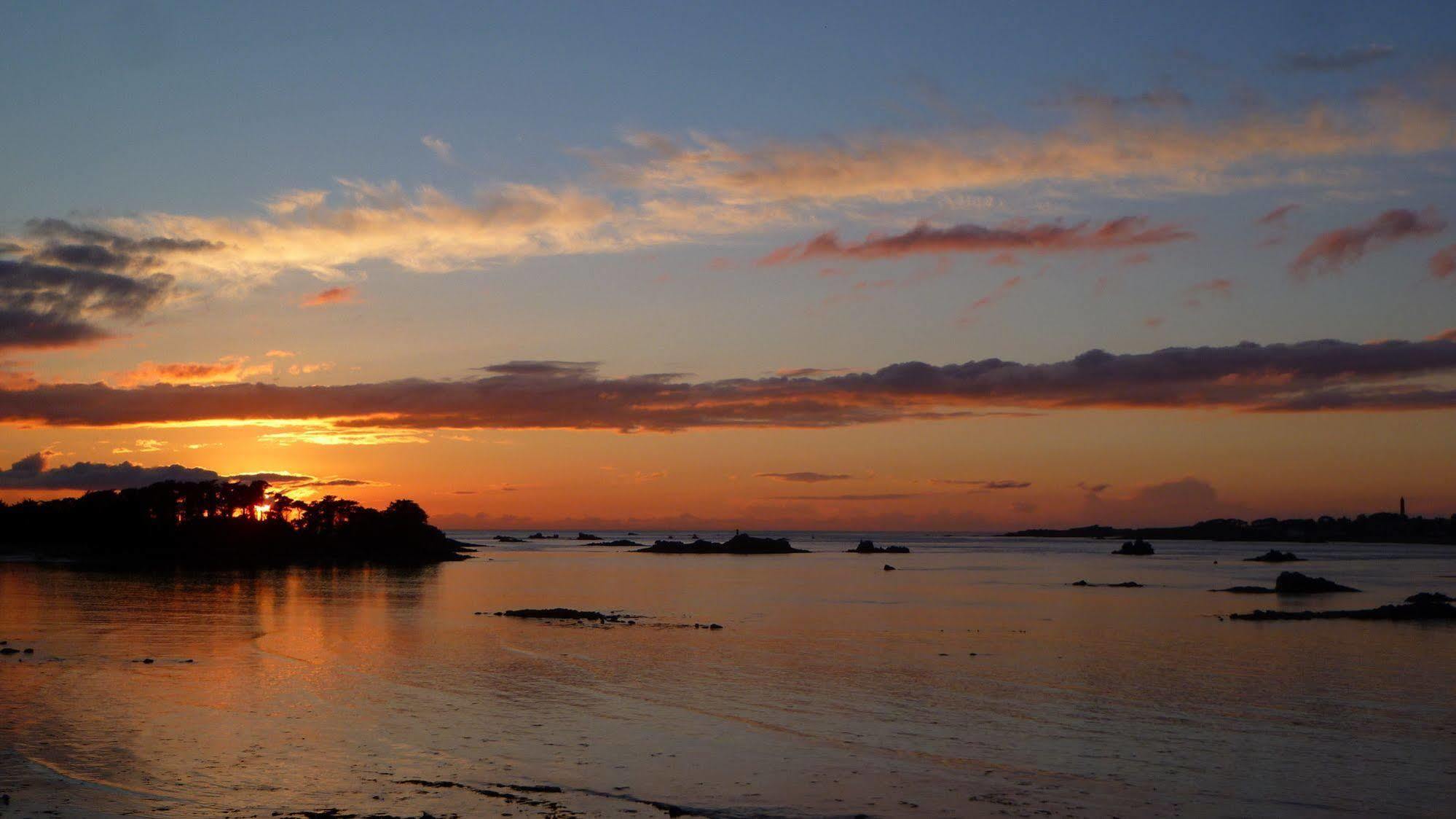 Hotel Aux Tamaris - Vue Mer Roscoff Ngoại thất bức ảnh