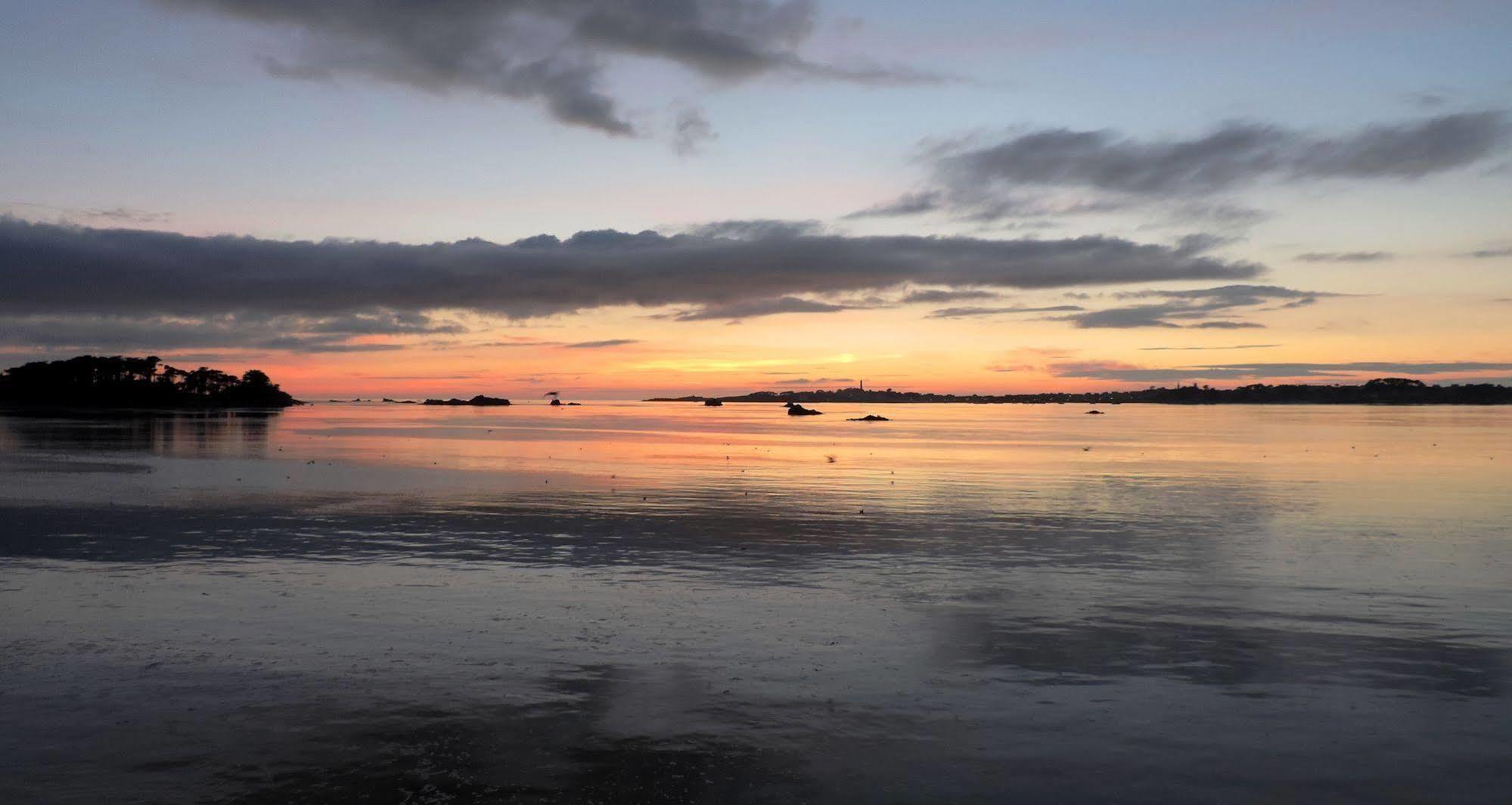Hotel Aux Tamaris - Vue Mer Roscoff Ngoại thất bức ảnh